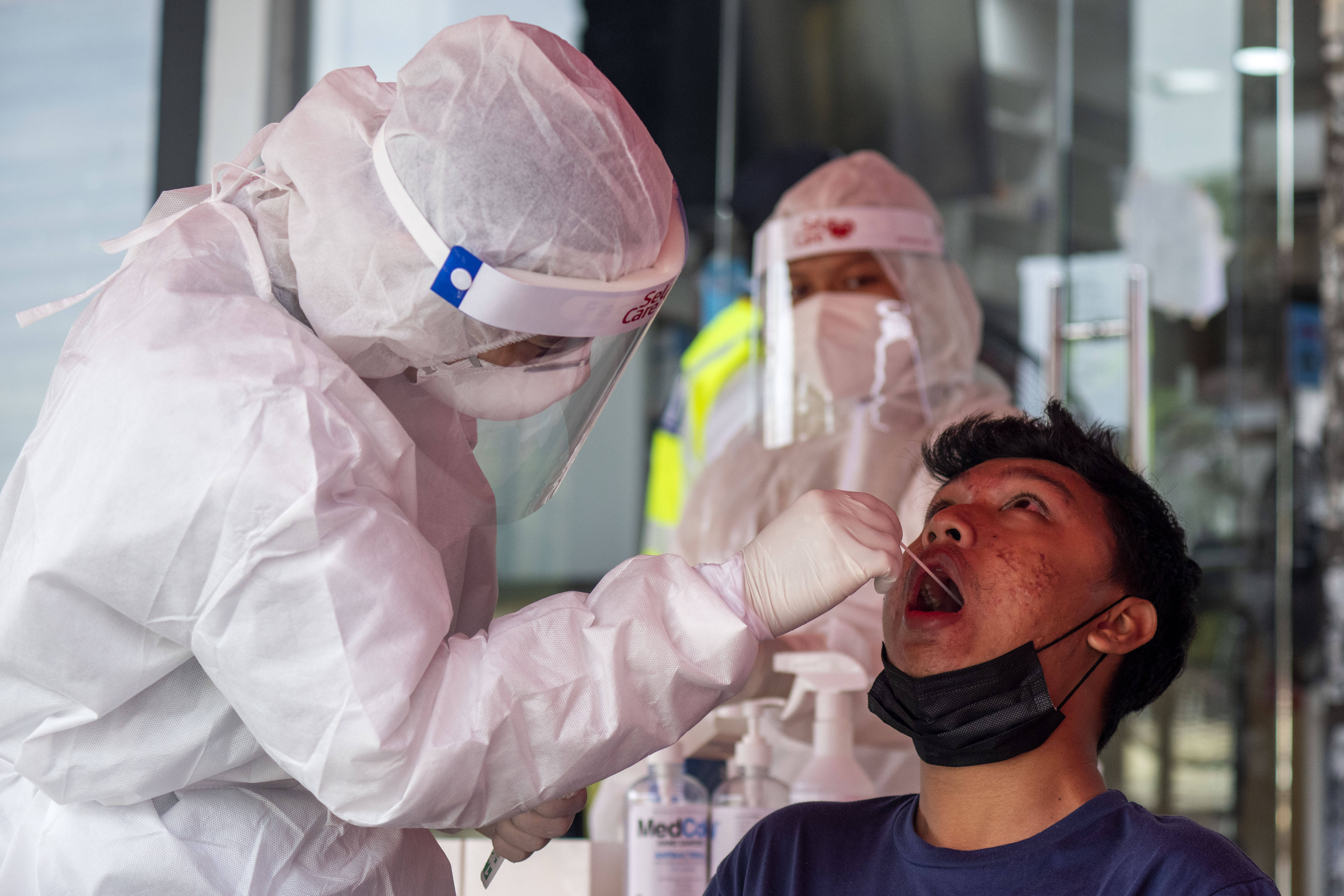 “美国新冠肺炎确诊超86万例” 美国新冠肺炎确诊病例超159万？-第2张图片