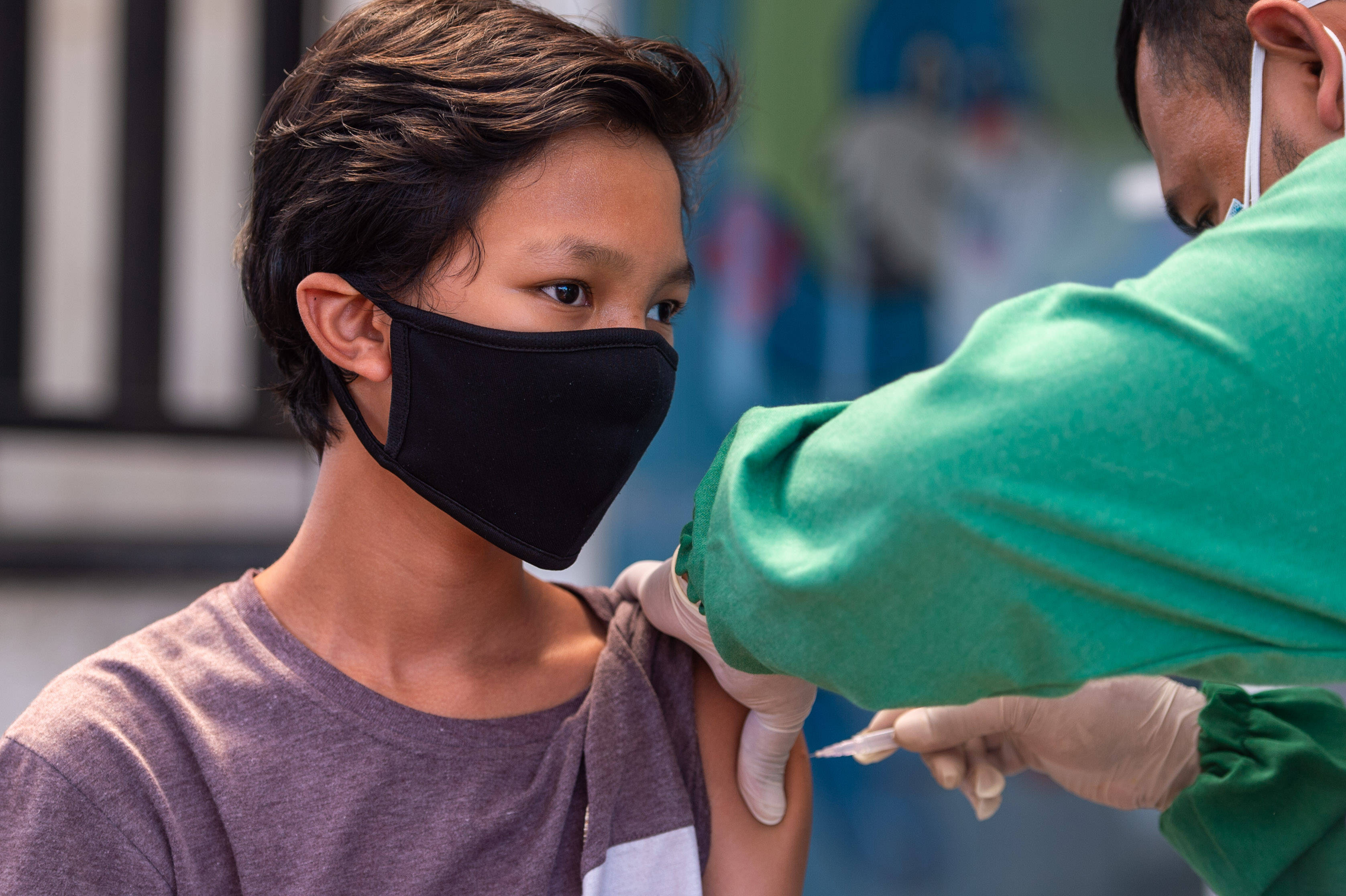 「昨日确诊增1500例」〃昨日新增确诊49例 39例为本土病例-第1张图片